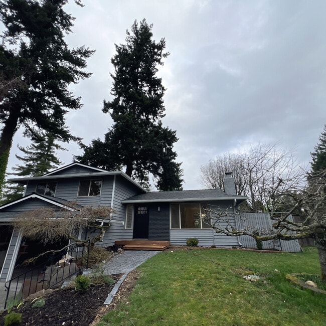 Building Photo - 20011 35th Ave W