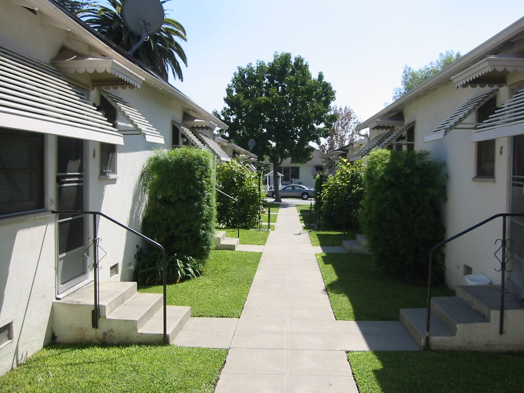 Foto principal - 243 W Colorado Blvd