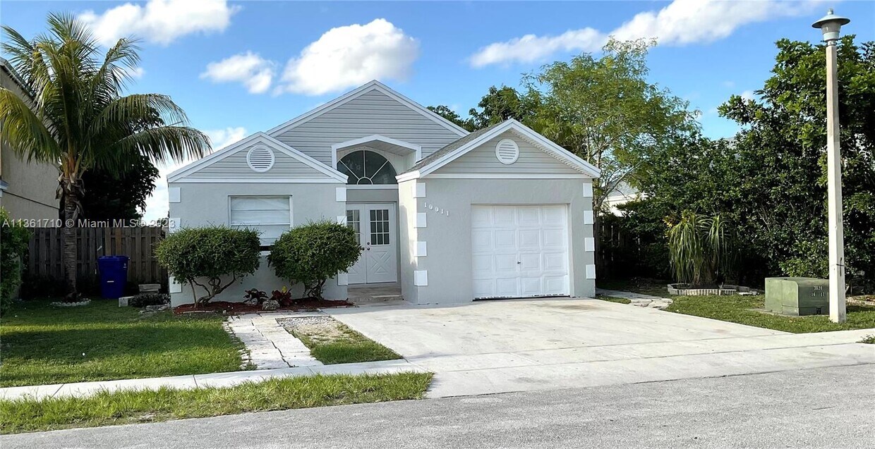 10011 Olive St, Miramar, FL 33025 House Rental in Miramar, FL