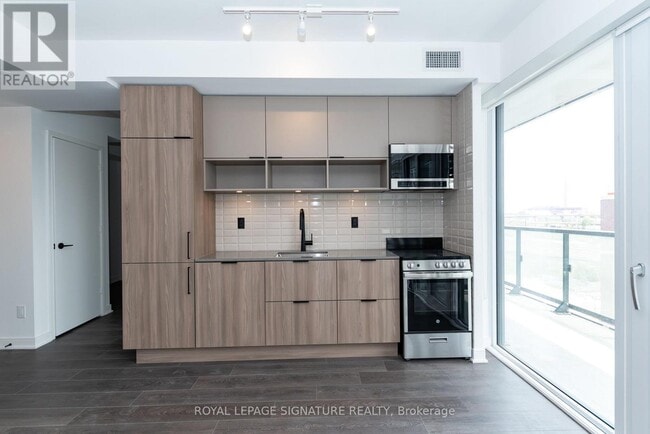 Building Photo - 180 Mill St