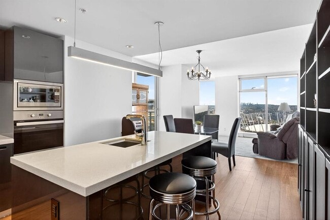 Photo du bâtiment - 777 Richards St