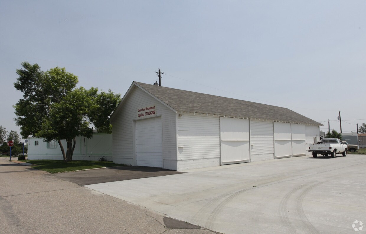 Building Photo - Highlands Mobile Park