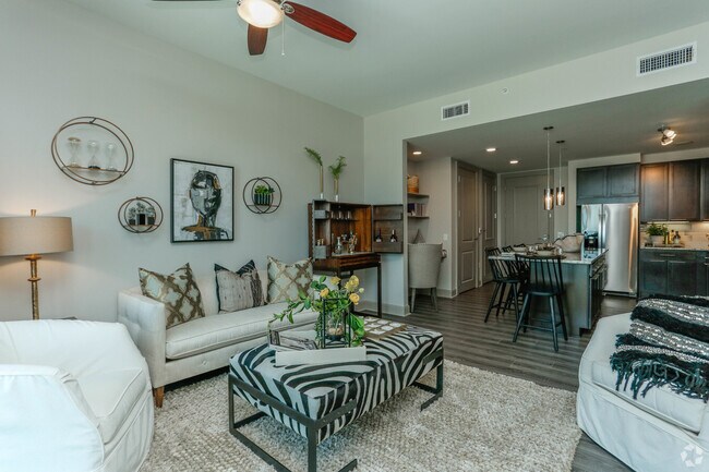 Building Photo - Your Dream Apartment Is Just a Tour Away!