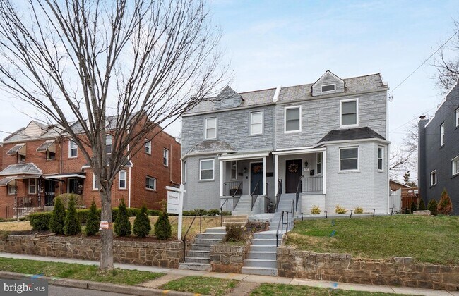 Foto del edificio - 50 53rd St SE