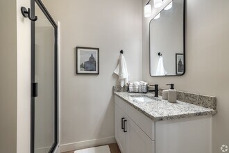 Interior Photo - 1729 Midtown