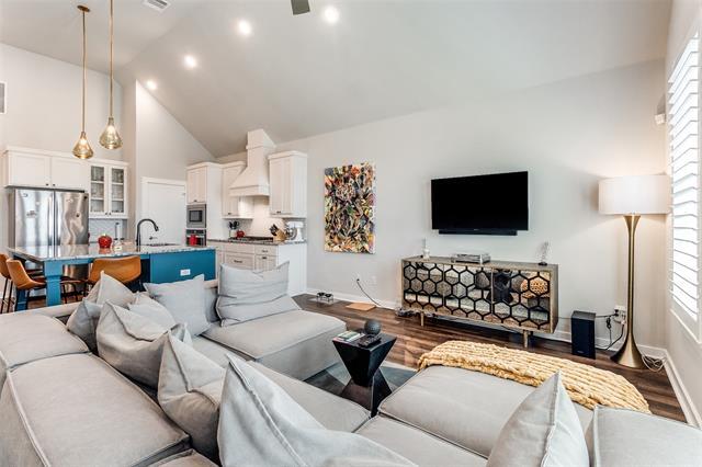 Foto del edificio - 2220 Rook Dr