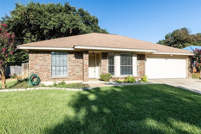 Building Photo - 2403 Bayberry Ln