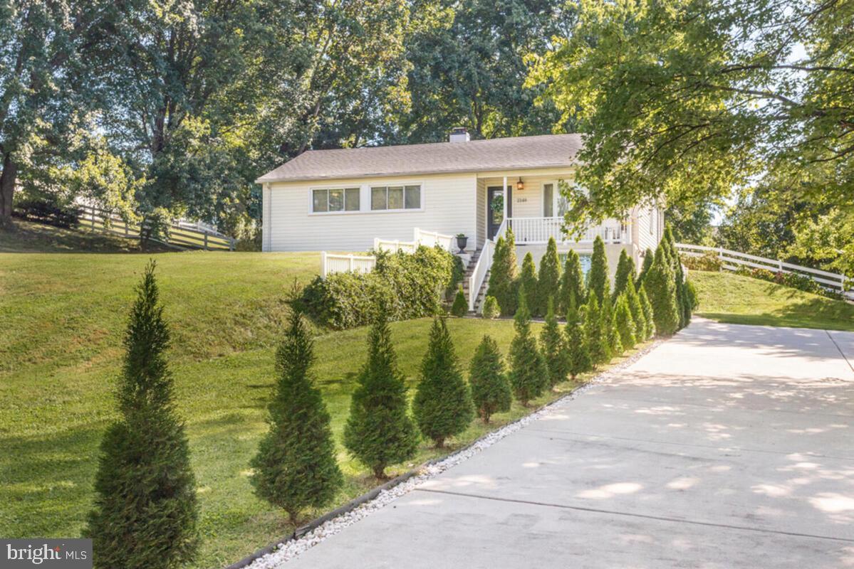 Foto principal - 2148 Old Dairy Farm Rd