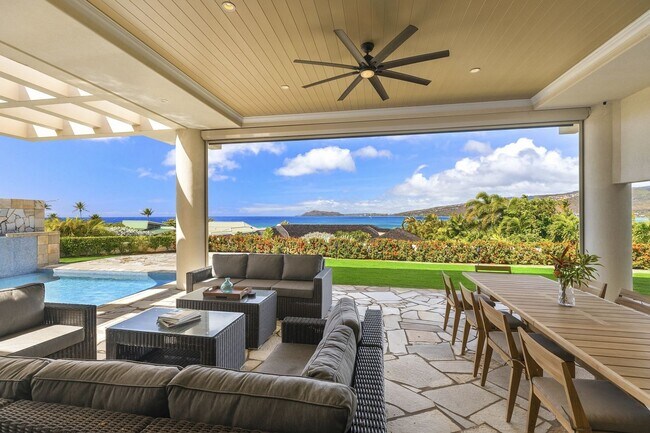 Foto del edificio - Luxury, Pool, AC & Stunning Ocean Views: Hale Makana