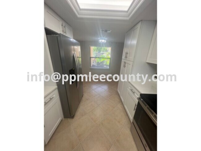 Foto del edificio - Welcome home! 2/2 condo with 18 hole golf ...