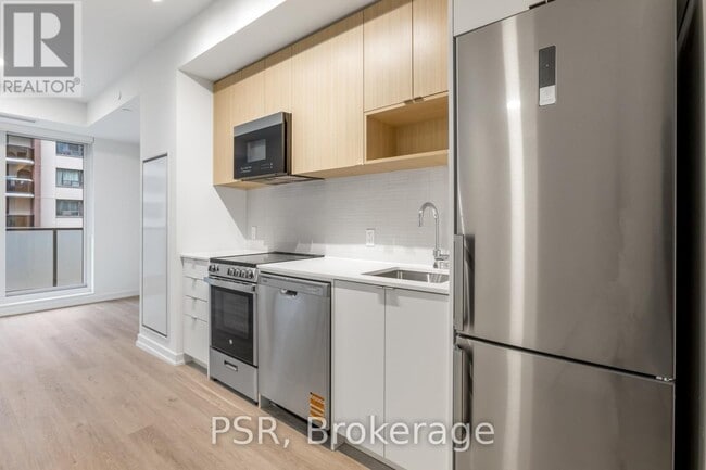 Building Photo - 4365 Bloor St W