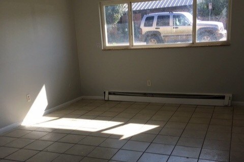 Foto del edificio - 561 Geneva St