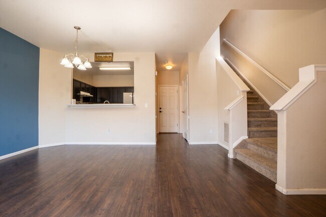 Foto del edificio - Beautiful townhome on Snow Bowl for Rent!