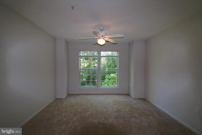 Building Photo - 12000 Amber Ridge Cir