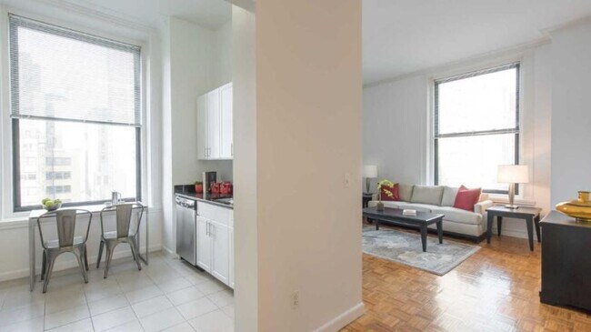 Foto del edificio - 3 bedroom in NEW YORK NY 10004