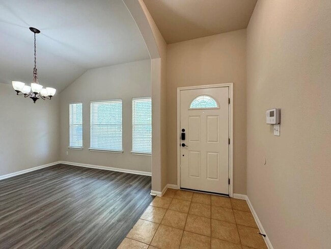 Foto del edificio - Spacious 4 bedroom in Amberwood!
