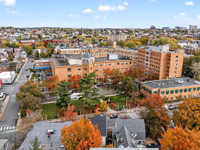 Foto del edificio - 1576 Cambridge St