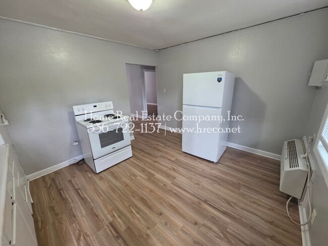 Photo - 1340 Gray Ave NE Apartment