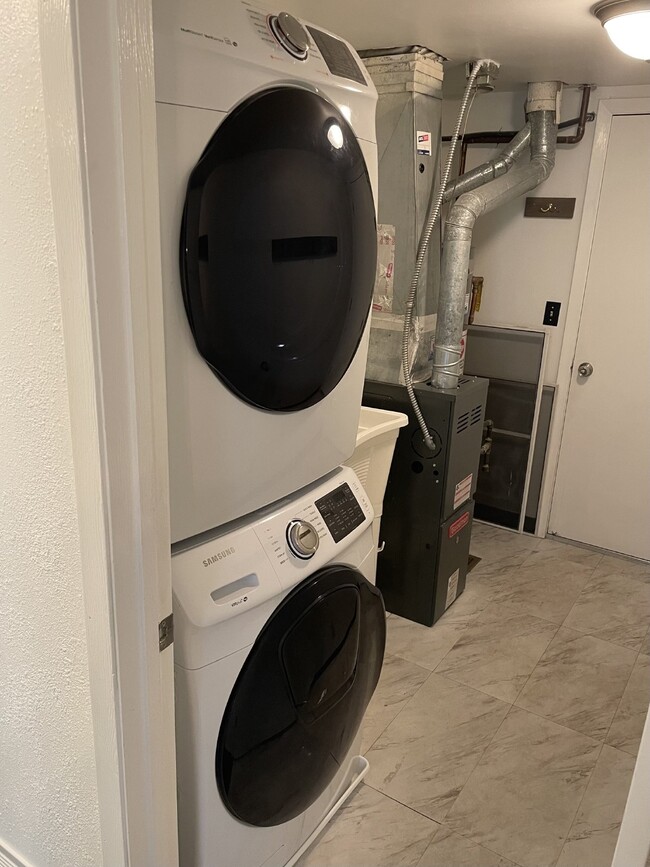 Foto del edificio - Adorable 2bd/2ba in Lakewood!