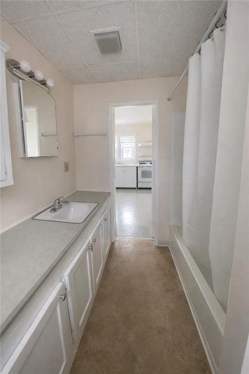 Building Photo - 866 Weeden St