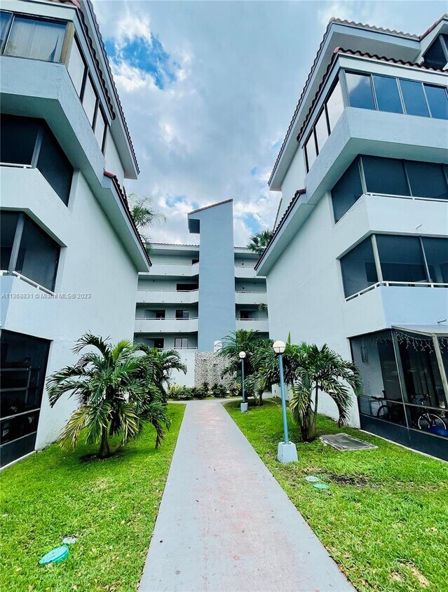 Foto principal - 8205 SW 152nd Ave