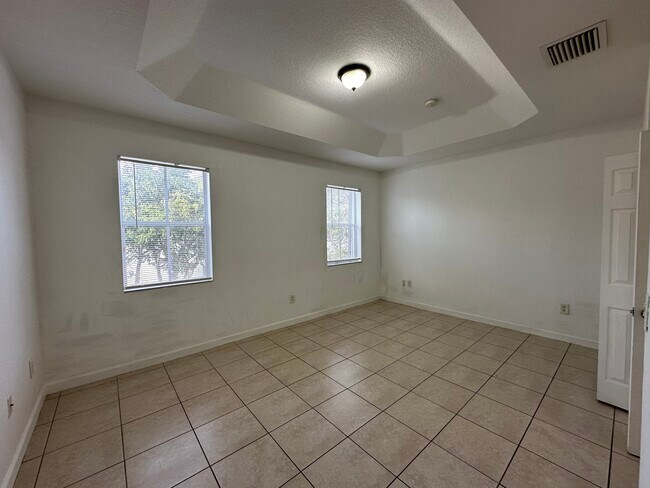 Foto del edificio - 2929 SE 2nd St
