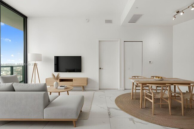 Foto del edificio - 1300 S Miami Ave