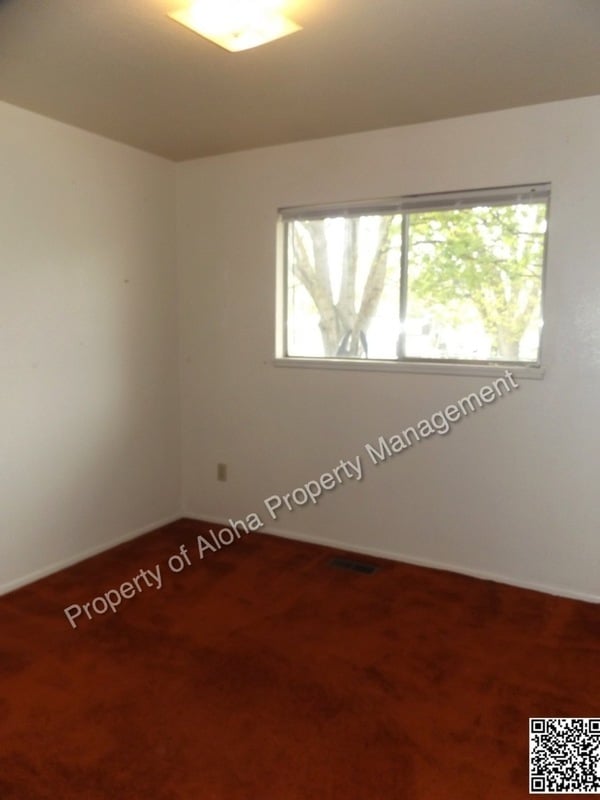 Building Photo - 2012 Hailey Ln