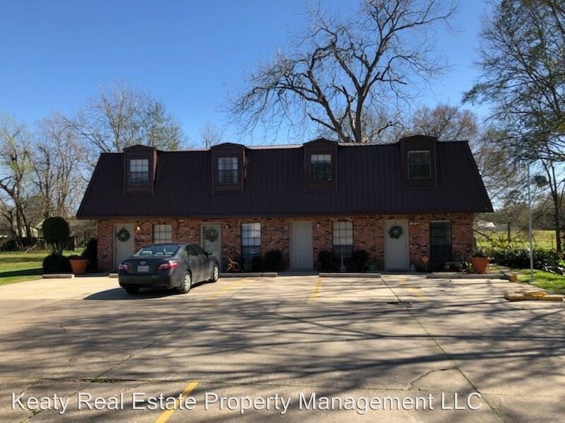 Primary Photo - 125 Country Ln