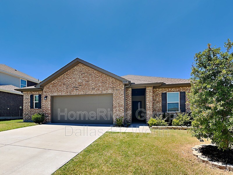 424 Dove Creek Ln, Glenn Heights, TX 75154 House Rental in Glenn