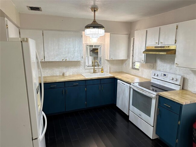 Foto del edificio - 933 Hanover Ave