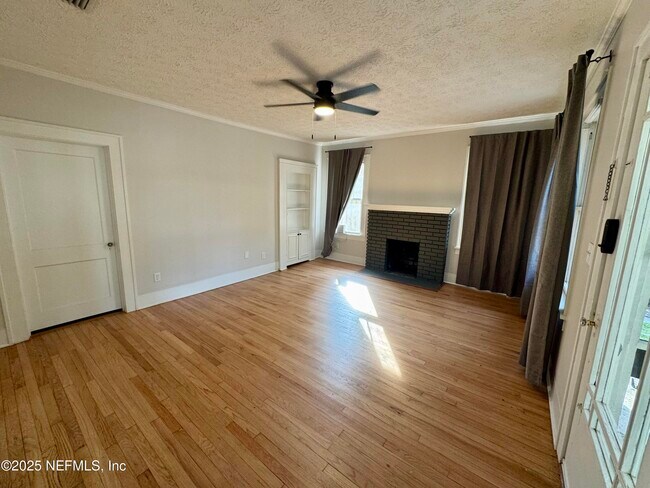 Foto del edificio - 1211 Cherry St
