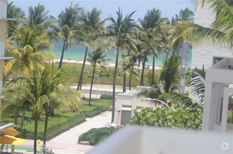 Building Photo - 1357 Collins Ave