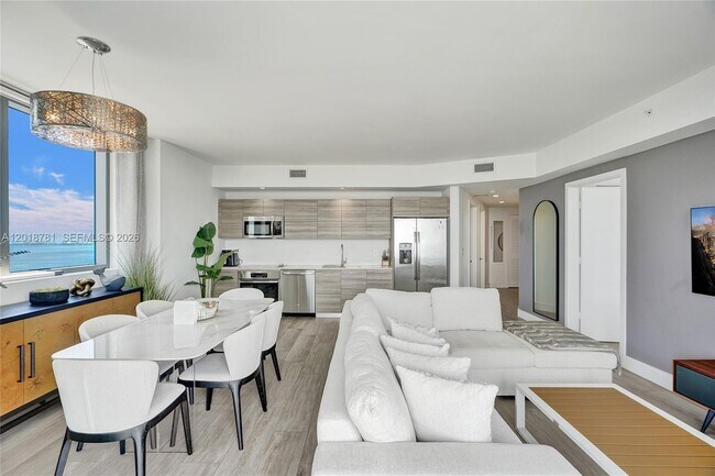 Foto del edificio - 121 NE 34th St