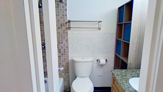 bathroom - 200 Swanton St