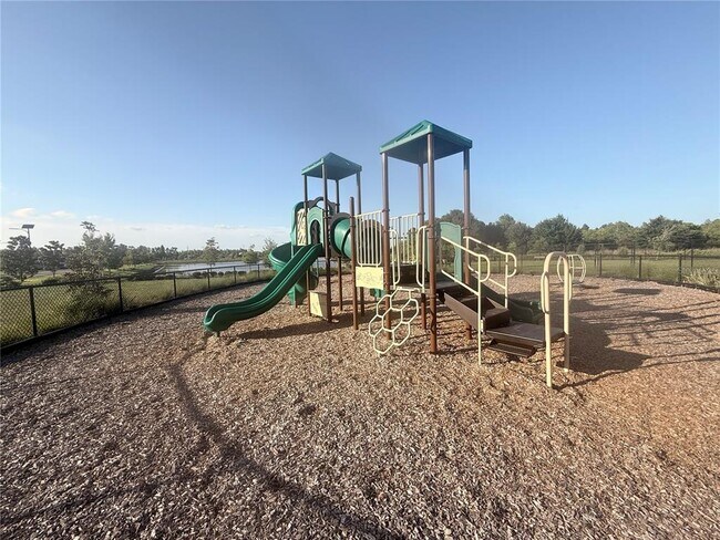 Building Photo - 17588 Spanish Oak Lp