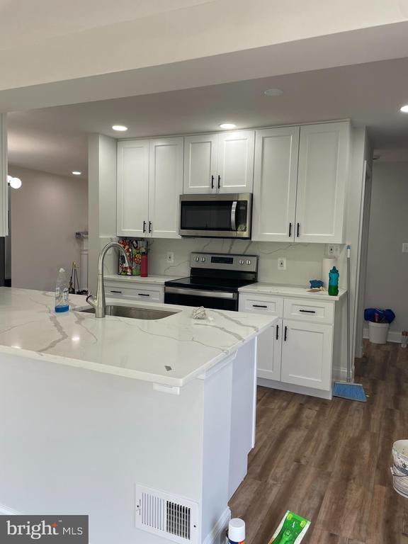 Foto del edificio - 4617 N Chambliss St
