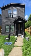 Building Photo - 400 S 26th St