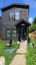 Building Photo - 400 S 26th St