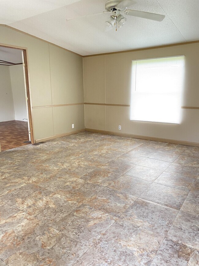 Building Photo - 245 Noah Haymon Rd