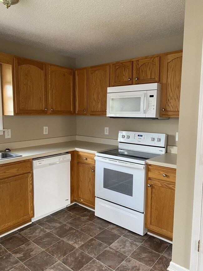 Foto del edificio - 1205 Carol Dr