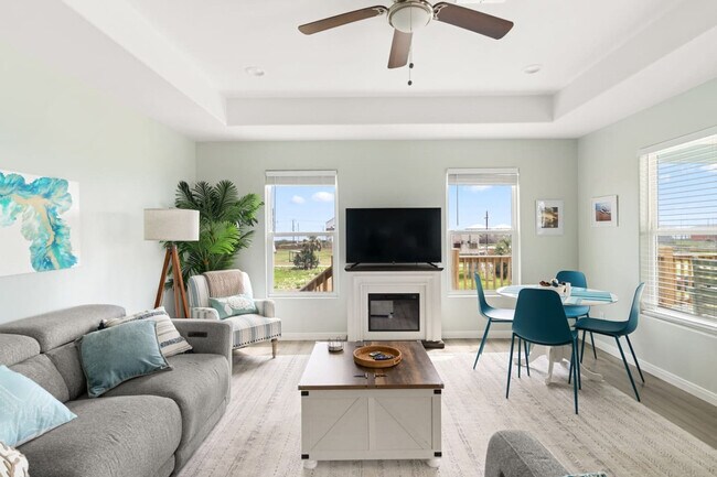 Foto del edificio - 1062 Cedar Ln