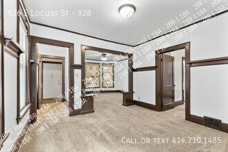 Building Photo - 926 E Locust St