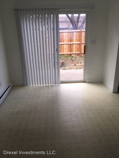 Foto del edificio - 532 SW Rimrock Way