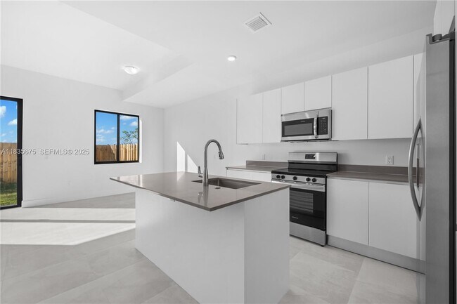 Foto del edificio - 19082 345th Ter