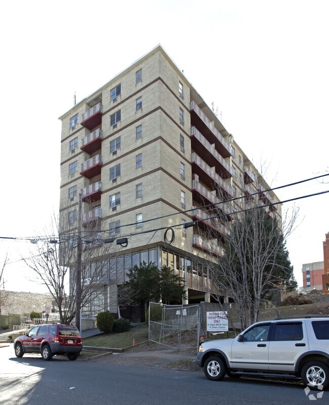 Tireno Towers Apartments Hackensack, NJ