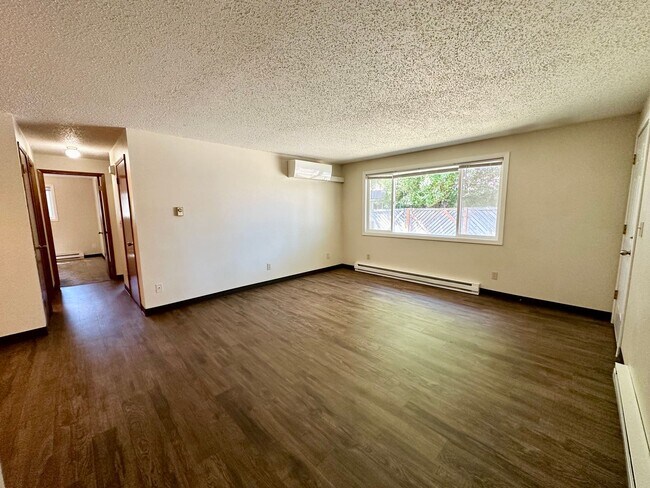 Foto del edificio - 1104 E 14th Ave