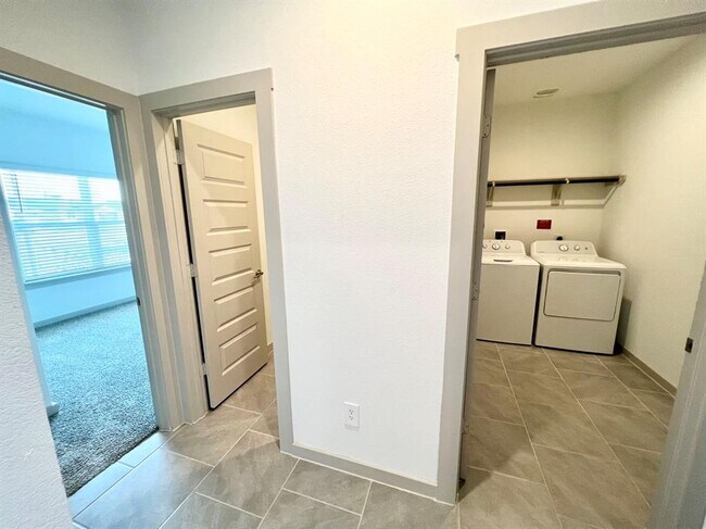 Foto del edificio - 28947 Yukon River Ct