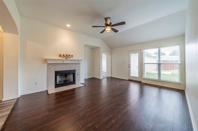 Building Photo - 704 Nickelville Ln