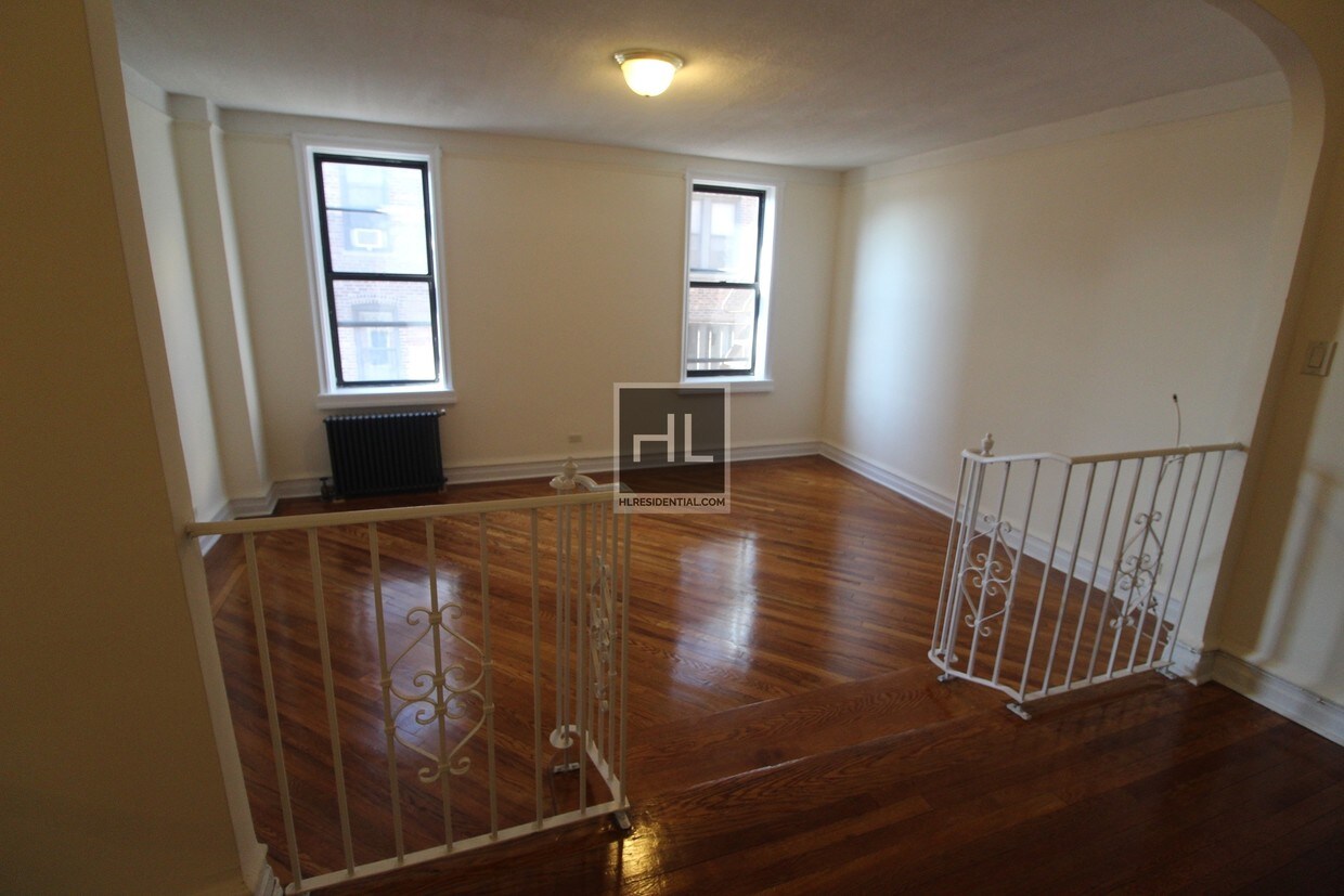 Building Photo - 4334 49th St